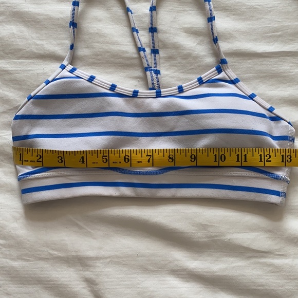 Lululemon sport bra - Picture 3 of 3